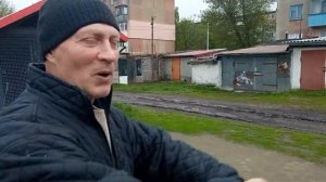 Голуби Мирнограда Площадка гонит,В.Ю.Вовчук в своём репертуаре, будет 2 часть с друзьями.