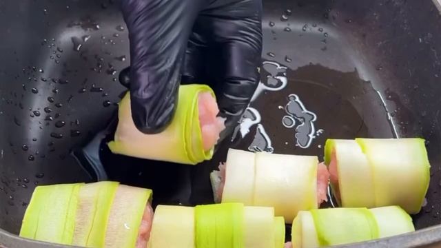 Кабачкові рулетики під сиром для схуднення