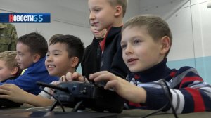 Дроны, оружие и экипировка. Воспитанники спортивной школы посетили уникальную выставку