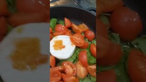 #папаможет и #спагетти с сыром камамбер, шпинатом, креветками и томатами тоже :)