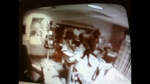 САМЫЕ СТРАШНЫЕ КАДРЫ | Ужасный кадр видеонаблюдения | История пропавшей в катакомбах #мистика #ужас