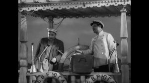 Хороший пароход! Пароход он хороший, только он воды боится