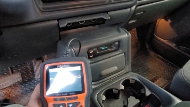 Using the Foxwell NT301 to Diagnose the 8100 496 8.1L Chevy GMT-800 Pickup