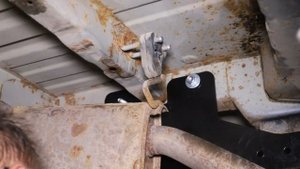 Установка фаркопа H214-E на HYUNDAI GRAND STAREX номер кузова (TQ) 2007 - ... г.в.