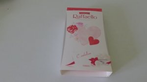 Подарочный набор конфет RAFFAELLO 70г [4K