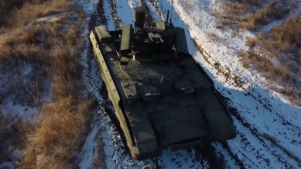 На полигоне в Свердловской области проходят подготовку экипажи "Терминаторов"