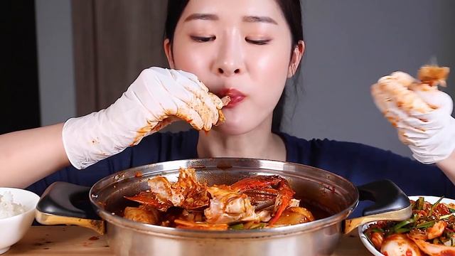 진득한 꽃도리탕 칼국수사리 리얼사운드먹방 / SPICY BRAISED CHICKEN & CRAB ADOBO Mukbang Eating Show 辣鸡肉火锅 ไก่ตุ๋น gà om