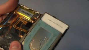 Замена аккумулятора iPod Video