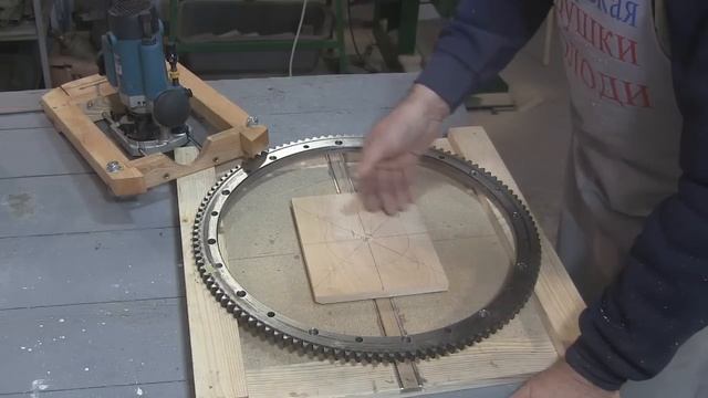 Геометрические узоры фрезером.Geometric patterns made by a miller