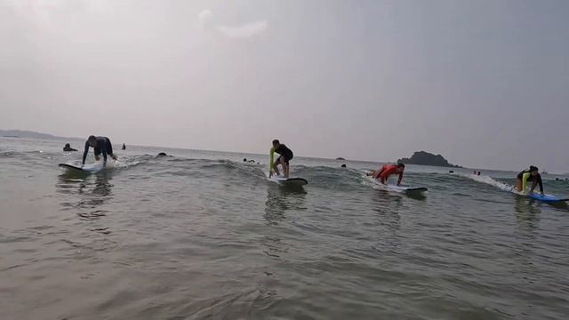 Surf lessons with Mike. Sri Lanka / Уроки по сёрфингу на Шри Ланке. Способные ребята.