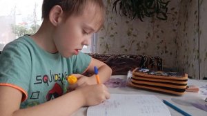 Утро.Варю кашу на завтрак.Чистим снежок.