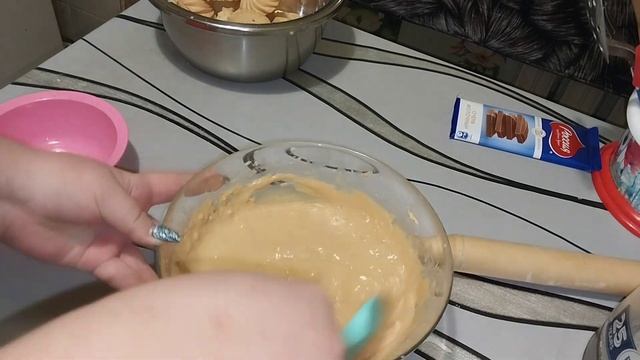 Пирожные Муравейник из печенья, со сгущёнкой и орехами!!! Вкусняшки к чаю😉#муравейник#пирожные#