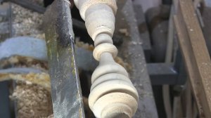 Как стать королевой? Композиция из дерева. How to become a queen. Wooden composition