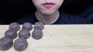 ASMR DESSERT MUKBANG chocolate ice cream, Chocolate Marshmallow 먹방 asmr 제로 초롤릿 아이스크림, 마시멜로 食べる