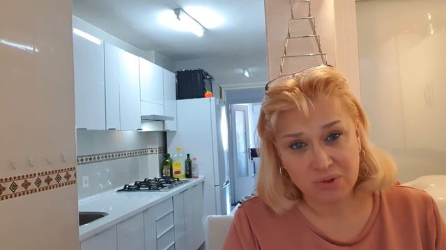 8-Испания-Молодежь Испании. смотреть онлайн