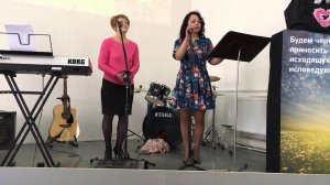 Дарья и Любовь Путило - Да, мне нравится все вокруг