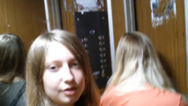 Застряли в лифте с Настей:D смотреть онлайн