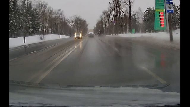Непущун и его строгий учитель.