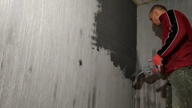 Декоративна штукатурка зі звичайної шпаклівки з ефектом мішковини