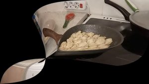 Любимые пельмешки обжариваем на сковороде с майонезом и сыром🥟🧀🧈🥘