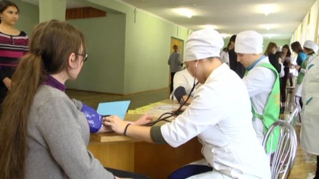 Равный обучает равного смотреть онлайн