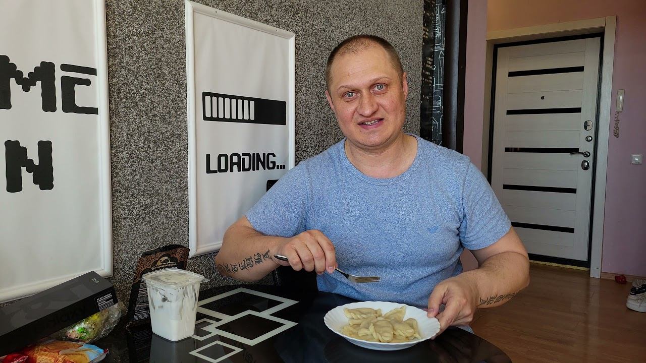 МАГАЗИН СВЕТОФОР ПРОБУЮ ВАРЕНИКИ 100₽ ЗА 1КГ.