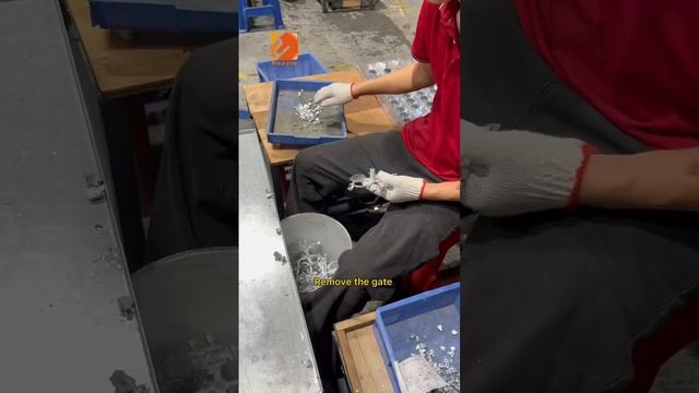 Zinc alloy die casting factory 😎#zincalloydiecasting #diecast #factorywork #oem #electronic #fpy смотреть онлайн