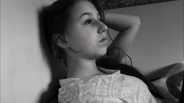 Laura Cisak cover Selena Gomez MAGIC смотреть онлайн