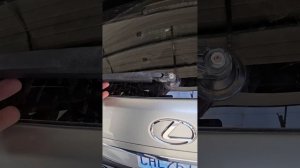 2007 Lexus RX350 wiper blade replacement