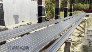 Возведение забора из лиственницы