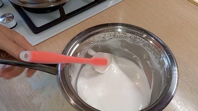 Самая ЛУЧШАЯ ГЛАЗУРЬ для КУЛИЧЕЙ на ЖЕЛАТИНЕ и БЕЗ ЯИЦ. Глазурь Не Крошится! ВКУСНАЯ и БЕЛОСНЕЖНАЯ