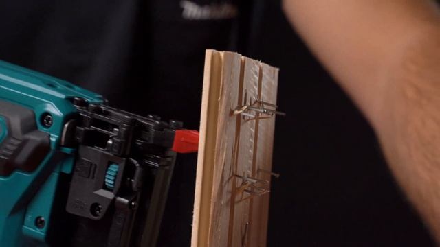 Гвоздезабиватель аккумуляторный MAKITA DFN 350 Z смотреть онлайн