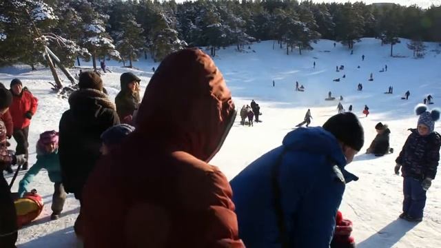 Сосновый Бор. Котлован. Катания на ватрушках. 04.02.2018 (2) смотреть онлайн