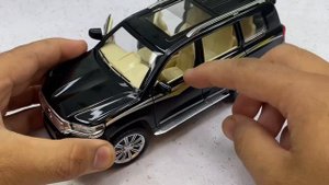 Toyota Land Cruiser V8 Die Cast Car Unboxing As Toys