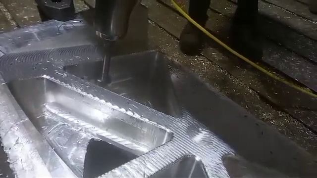 5 Axis Double Column VMC Milling Aircraft Component with through Spindle MQL