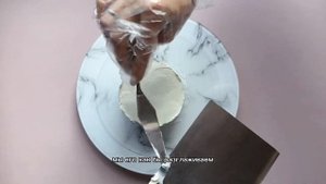 Выравнивание кремом бенто-торта