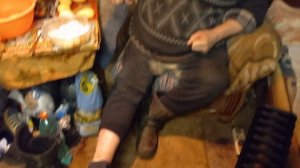 Собрал денег инвалиду живущему в гараже. г.Новокуйбышевск.