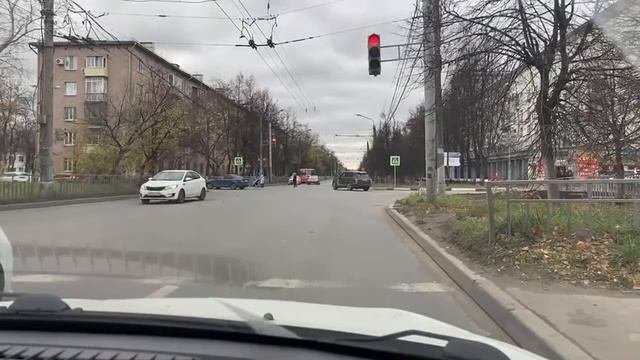 Первые занятия по вождению. Отработка основ обучения.