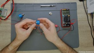 SZBK07 DC-DC converter with multiturn potentiometers