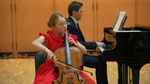 Зоя Дуденкова 
Д.Поппер - Концертный полонез