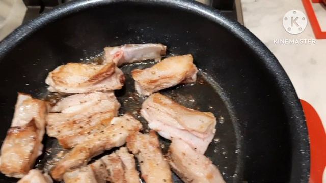 БАРАНЬИ РЕБРЫШКИ ЖАРЕНЫЕ С ЛУКОМ  БЫСТРО И ОООЧЕНЬ ВКУСНО! #баранина #едадомашняя #рецепты
