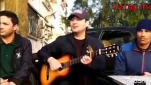 Суруди гариби бо гитара барои гариббачаои точик