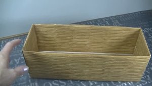 Ящик из плотных обоев . Быстрый способ изготовления коробки для хранения .