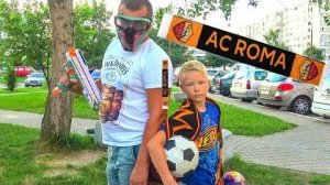 НЕРФ БИТВА и МЯЧ за ШАРФ футбольной команды. БРОС ШОУ