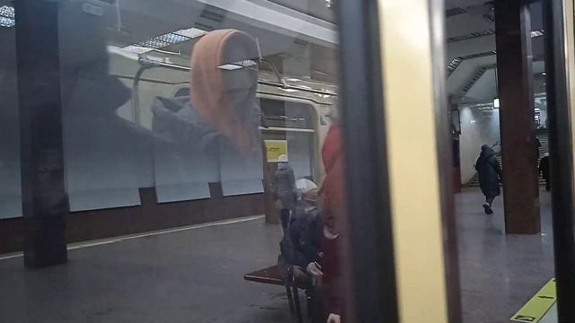 Дзержинская линия Новосибирского метро 04.02.2021 смотреть онлайн