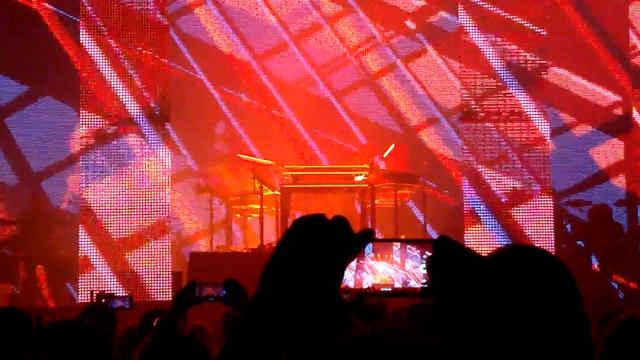 Jean-Michel Jarre - Oxygene 2 - Live in Helsinki Ice Hall 31.10.2016 смотреть онлайн