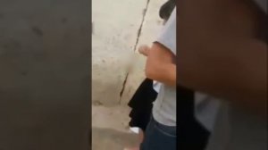 11 SINF QIZ BEGONA BOLA BILAN USHLASHDI