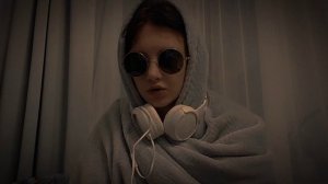 АСМР бабушка вылечит тебя звёздочкой ⭐ asmr grandma will cure you