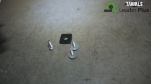 Установка фаркопа Leader ТСУ T124-A. TOYOTA CAMRY VIII (седан) номер кузова (ХV70) 2017 - … г. в.