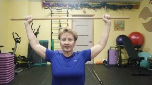 Комплекс упражнений для спины с гимнастической палкой / штангой